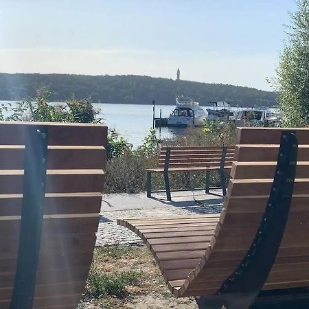 Ferienhaus Am Wasser - Citynah Берлин Екстериор снимка