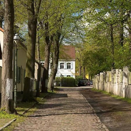 Ferienhaus Am Wasser - Citynah Берлин Екстериор снимка