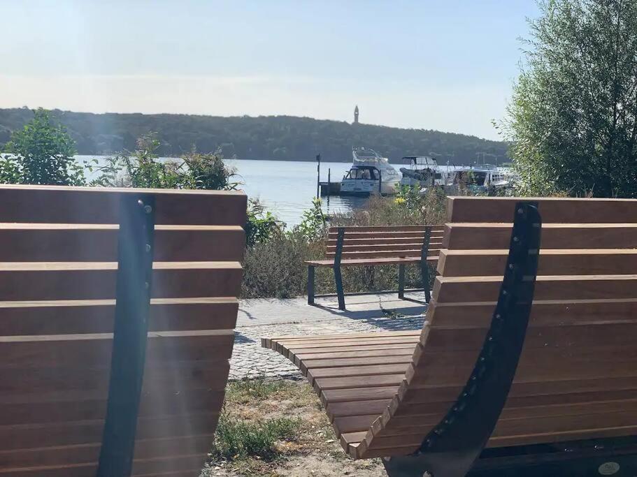 Ferienhaus Am Wasser - Citynah Берлин Екстериор снимка